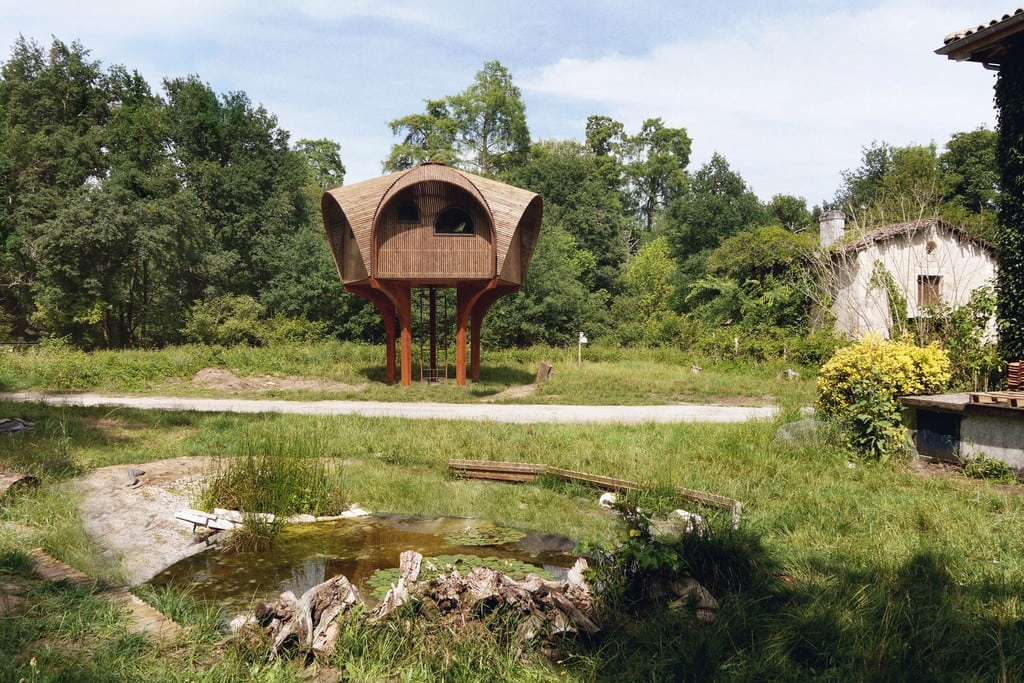 Le Haut Perché has striking hooded roofs in its five-sided form.