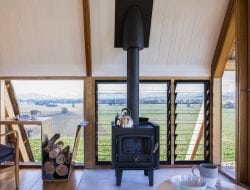 JR’s Hut at Kimo Estate