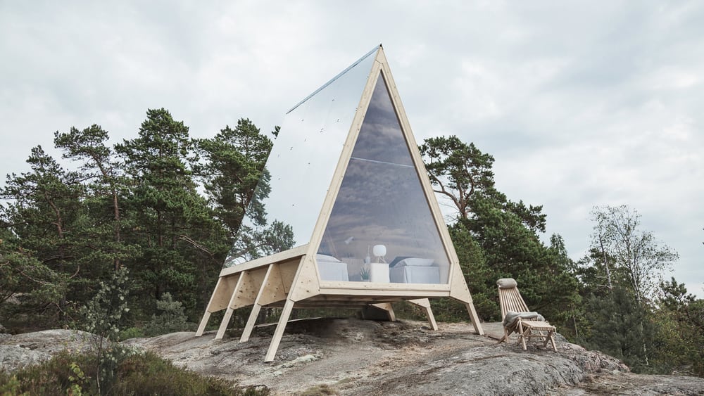 Nolla Cabin promotes zero-emission, basic, and simple living.