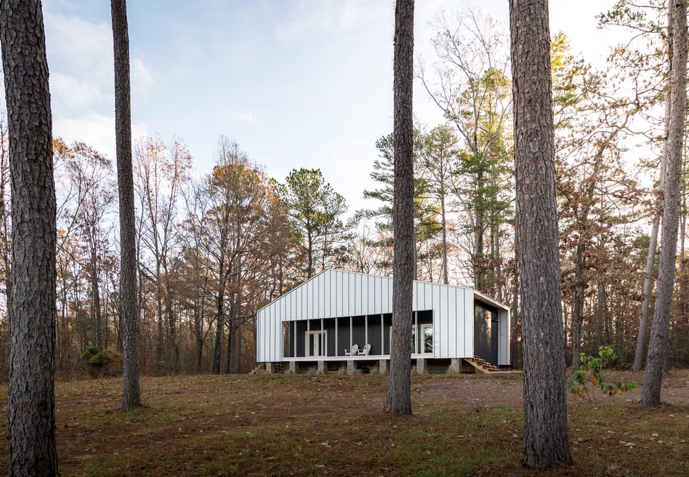 Giving off a cottage-like vibe, Nash Tiny House is an ideal weekend retreat.