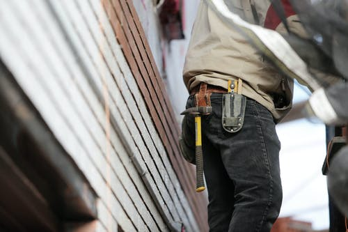 Need Home Repairs Done? Here’s How to Find a Good Contractor…