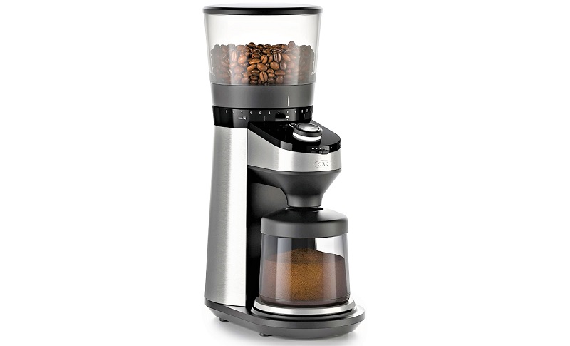 The OXO Burr Grinder with Integrated Scale is among the only grinders that come with a built-in scale. 