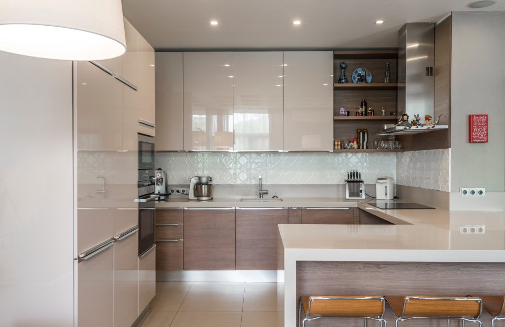 It's important to carefully consider your needs and preferences when choosing kitchen cabinets.