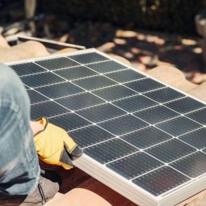 How to Maximize Solar Batteries at Home