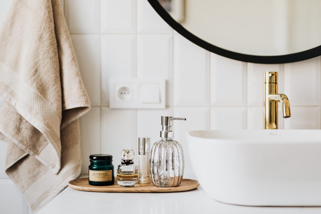 The presence of different bathroom types can also influence the perceived value of a home for sellers, helping them determine an appropriate listing price.