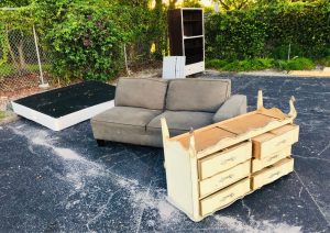 Declutter Your Space: Smart Ways to Dispose of Old Furniture