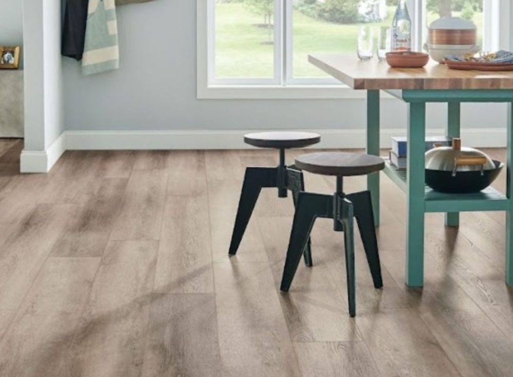 Wood flooring comes with a lot of advantages.