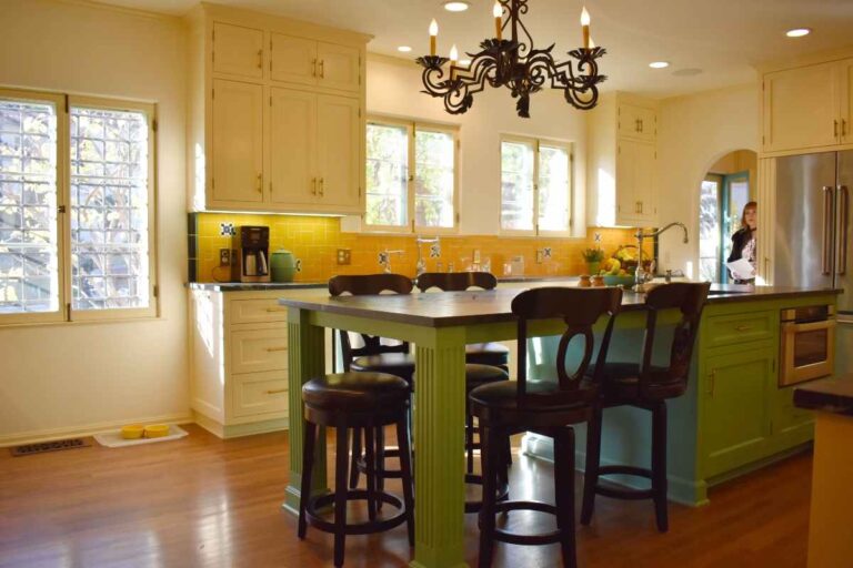 An image of a home coffee bar.
