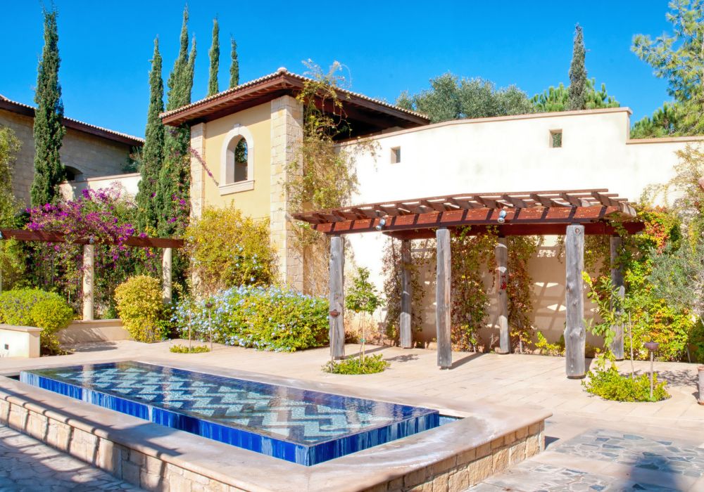 An image of Mediterranean homes design.