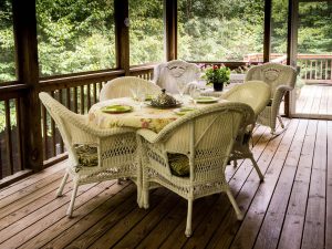 8 Key Considerations When Planning a New Deck