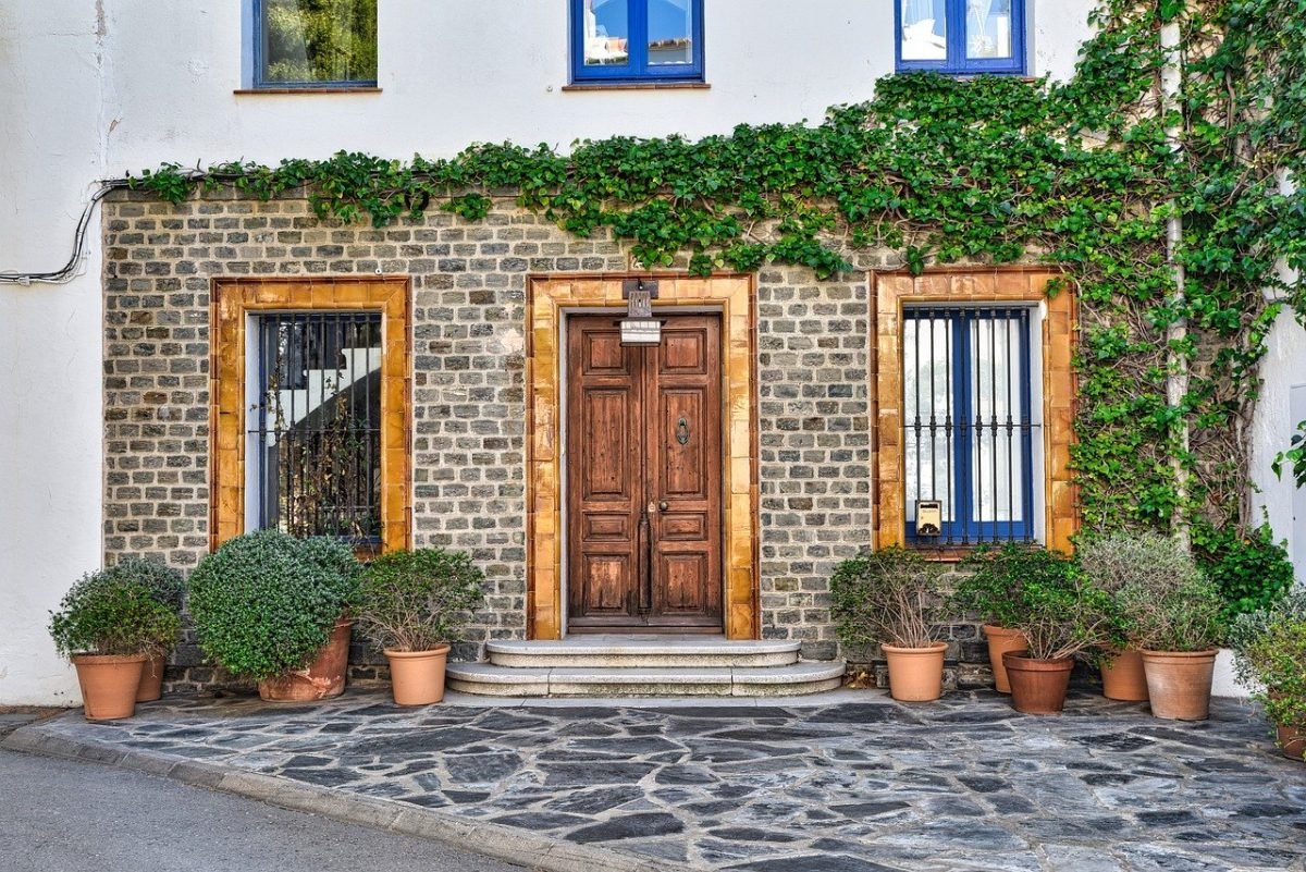 Choosing the best front door for your home.