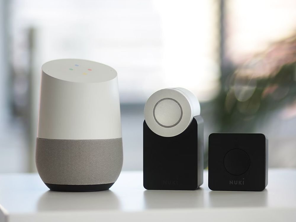 An image of two-way communication devices.