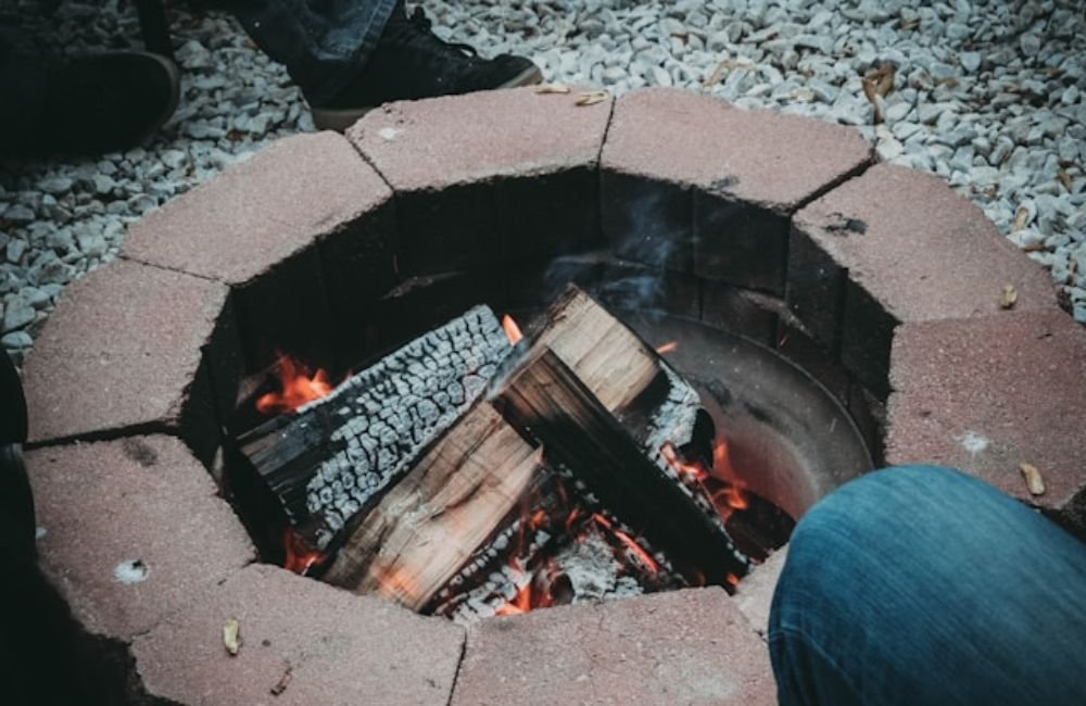 An image of a firepit.