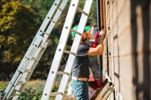 Evaluating When to DIY vs Hire Professionals for Exterior Projects
