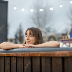 Choosing the Best Hot Tub Store for High Quality Tubs and Accessories